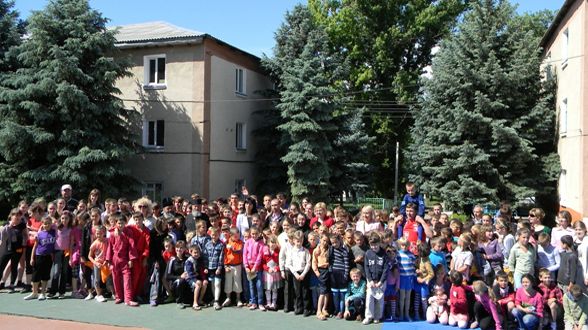 День защиты детей в Детском доме села Попенки | МОО «Союз православных женщин»