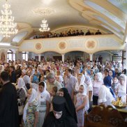 Престольный праздник в Свято-Богородичном Казанском мужском монастыре отметили вместе с православной молодежью | МОО «Союз православных женщин»