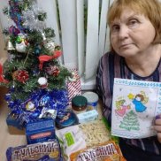 Ученики, их родители и педагоги московской школы собрали подарки для смолян «серебряного» возраста | МОО «Союз православных женщин»