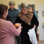 Союз православных женщин Сахалина поздравил находящихся в исправительных учреждениях с Рождеством | МОО «Союз православных женщин»