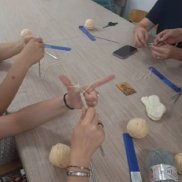 Мастер-класс по вязанию носочков для новорожденных прошёл в Краснодаре | МОО «Союз православных женщин»