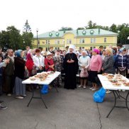 Общегородское празднование дня Святой Троицы (Ульяновская область) | МОО «Союз православных женщин»