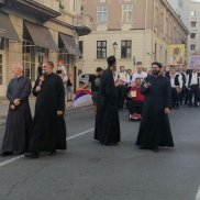 В Сербии тысячи людей вышли на шествие в защиту традиционных ценностей | МОО «Союз православных женщин»