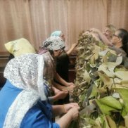 Мастер-класс по плетению маскировочных сетей от участниц Союза православных женщин (Рязанская область) | МОО «Союз православных женщин»
