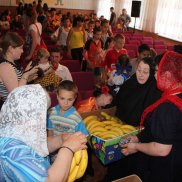 Праздник для детей-сирот | МОО «Союз православных женщин»