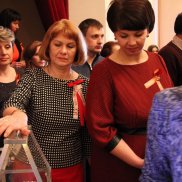 Дарить пасхальную радость ближним | МОО «Союз православных женщин»