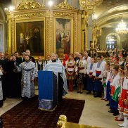Святейший Патриарх Кирилл встретился с юными паломниками с Украины | МОО «Союз православных женщин»